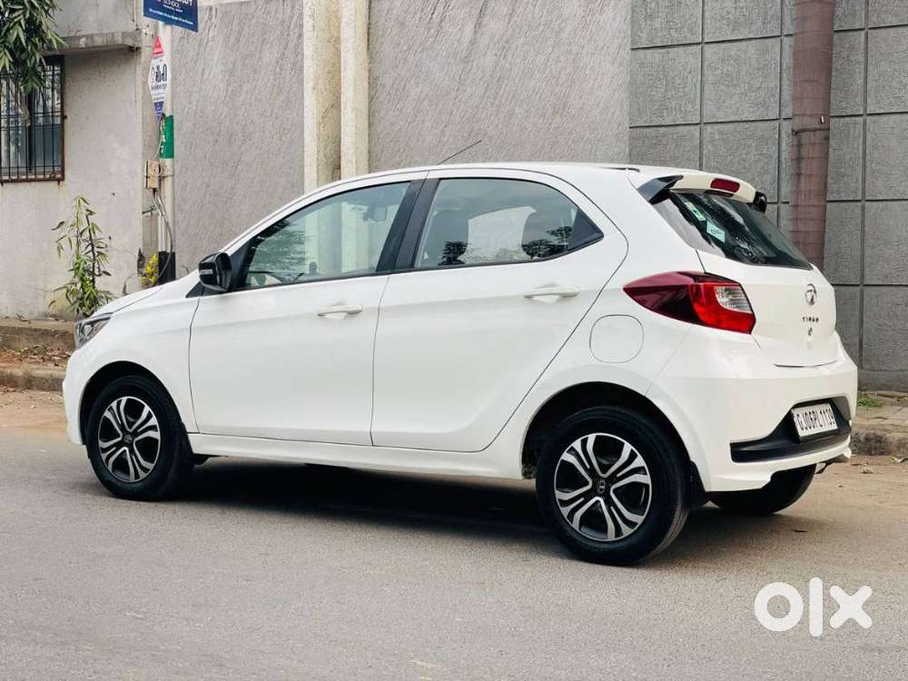Tata Tiago 1.05 Revotorq Xt, 2023, Cng & Hybrids