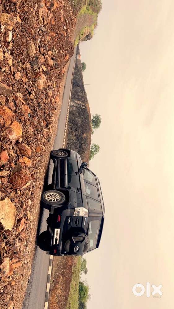 Mahindra Tuv 300 2019 Diesel Well Maintained December Registered