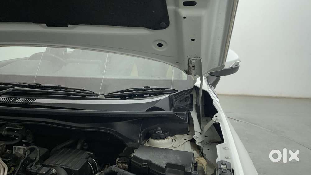 Honda Elevate V Mt, 2023, Petrol