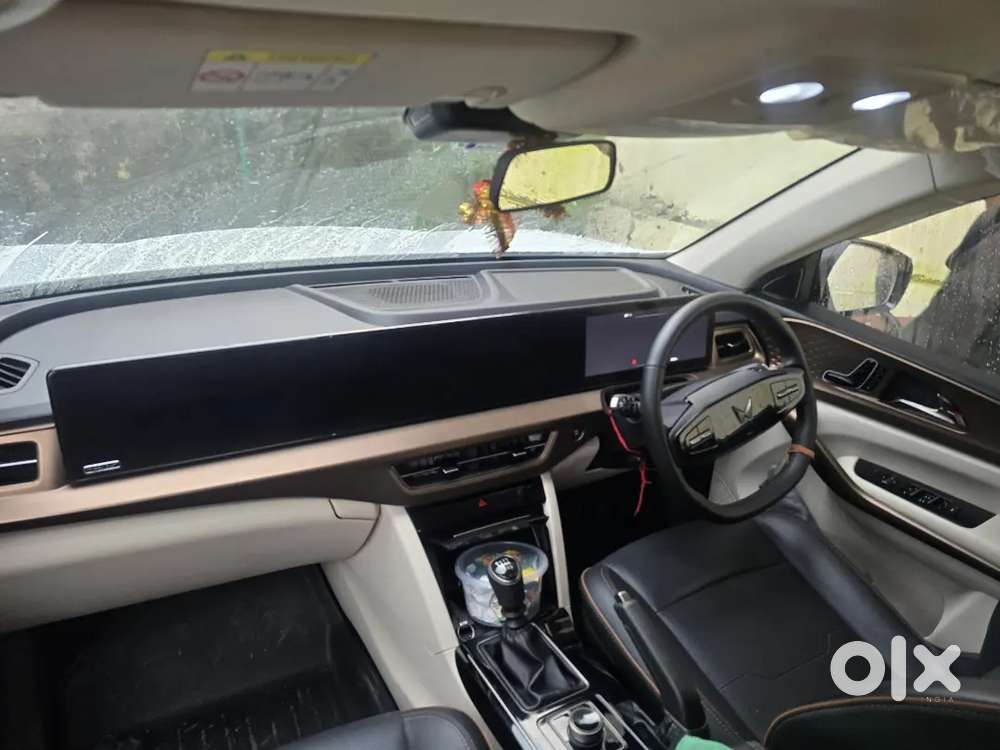 Mahindra Xuv 7xo Ax7 2026