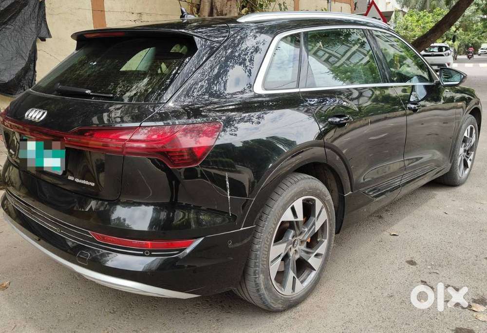 Audi E-tron 55, 2022, Electric