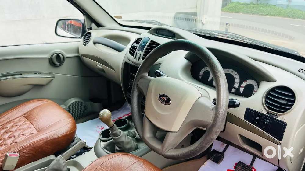 Mahindra Quanto 1.5 C4 2013 Diesel 7 Seater