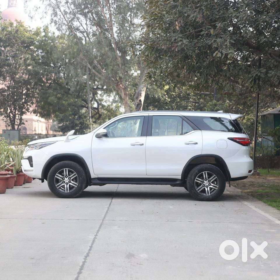 Toyota Fortuner 4x2 At 2.8 Diesel, 2023, Diesel
