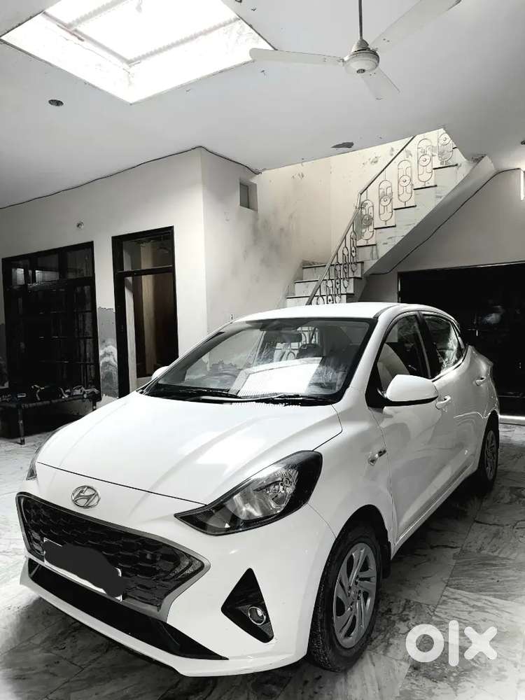 Diesel Car Aura First Owner