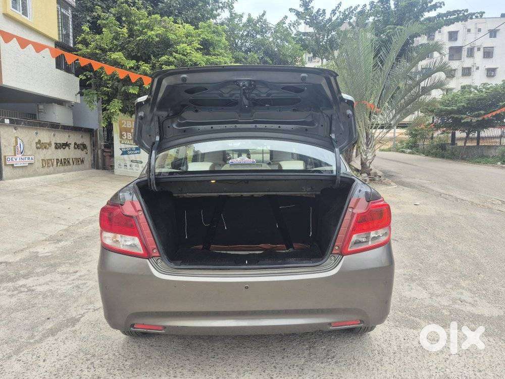 Maruti Suzuki Dzire 1.2 Vxi, 2021, Petrol