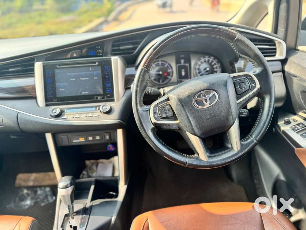 Toyota Innova Crysta 2.8z Automatic, 2018, Diesel