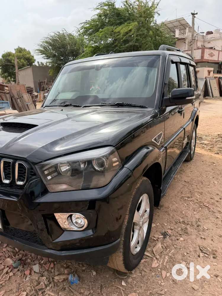 Mahindra Scorpio Classic 2.2 2020 Diesel Manual