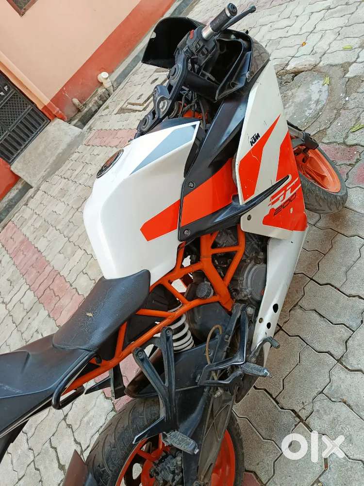 Olx bike deals ktm rc 200