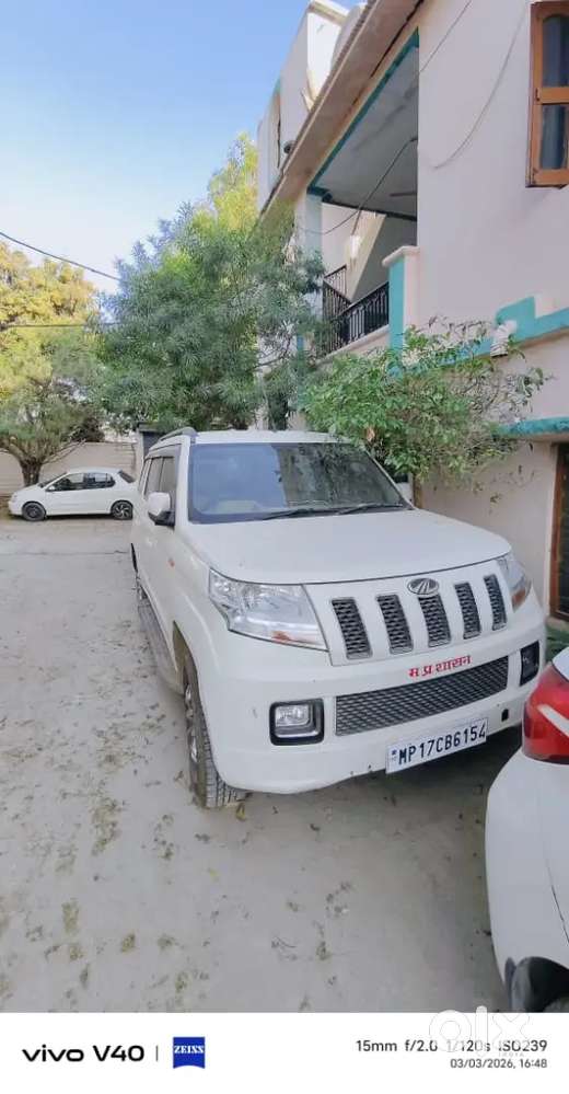 Mahindra Tuv 300 2017