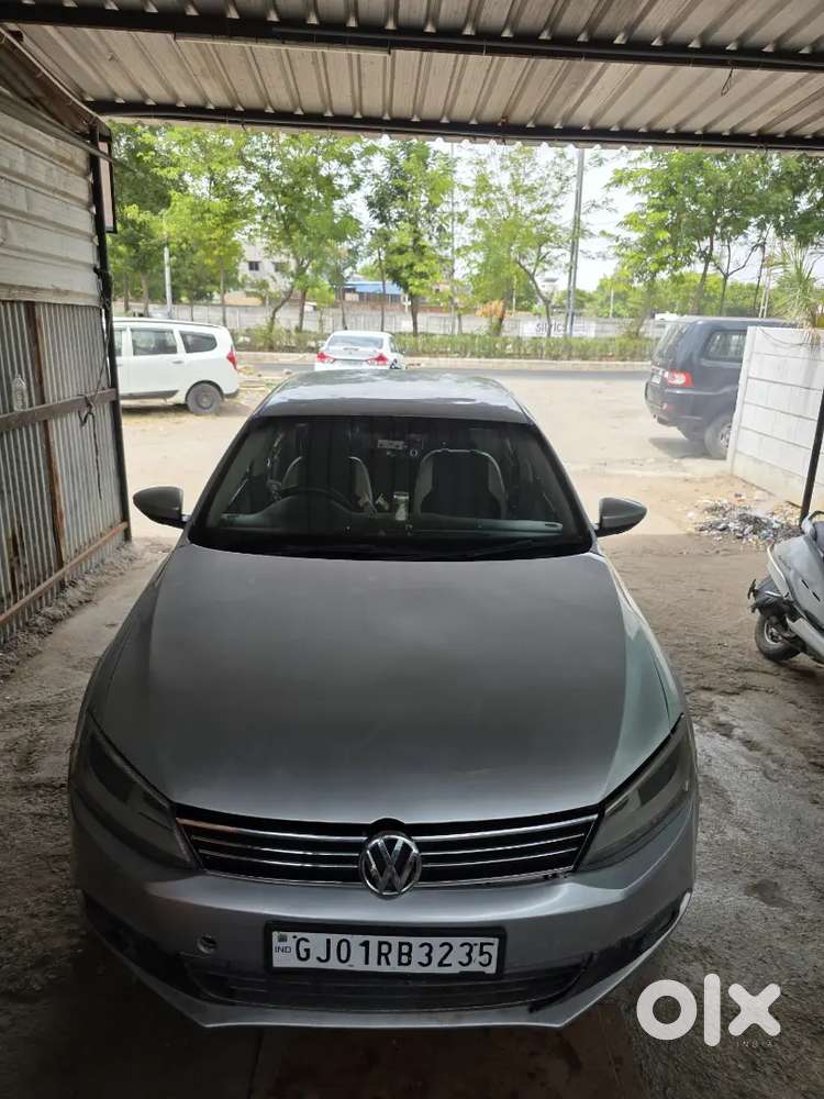 Volkswagen Jetta 2013 Petrol Well Maintained
