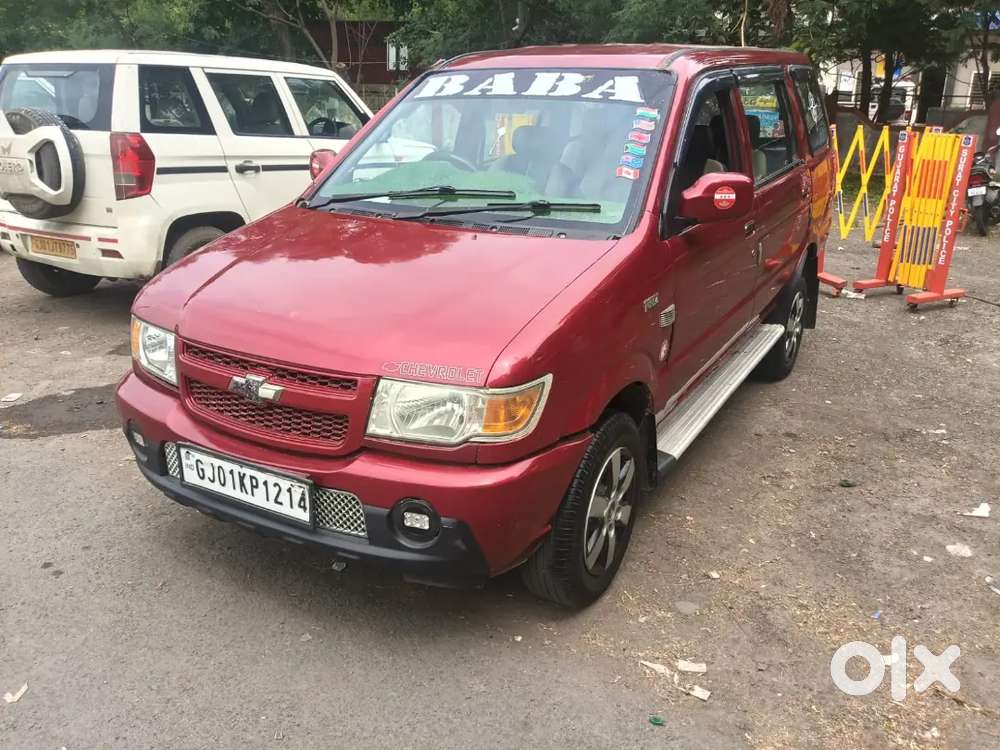 Chevrolet Tavera Neo 2012