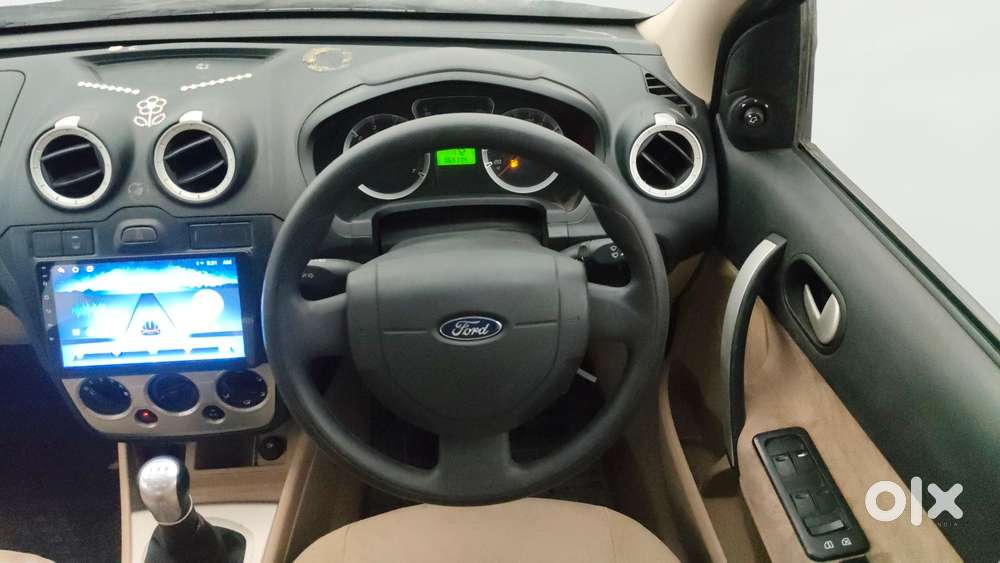 Ford Fiesta Petrol Titanium, 2013, Petrol