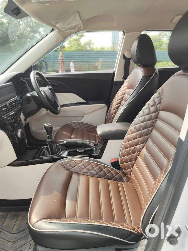 Mahindra Xuv 3xo Mx3, 2025, Petrol