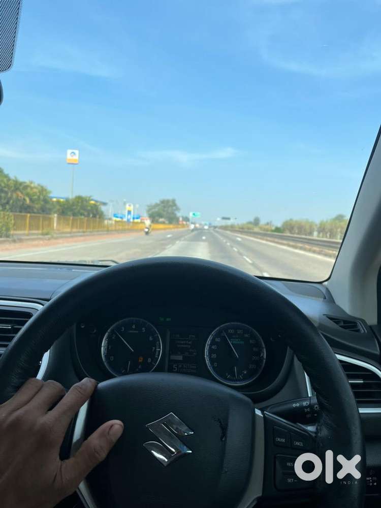 Maruti Suzuki S-cross 2020 Petrol Well Maintained