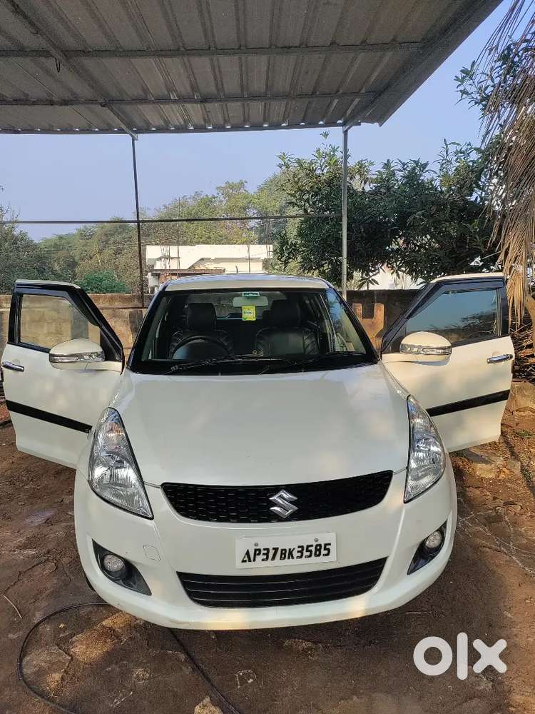 Maruti Suzuki Swift 2012 Diesel 93000 Km Driven
