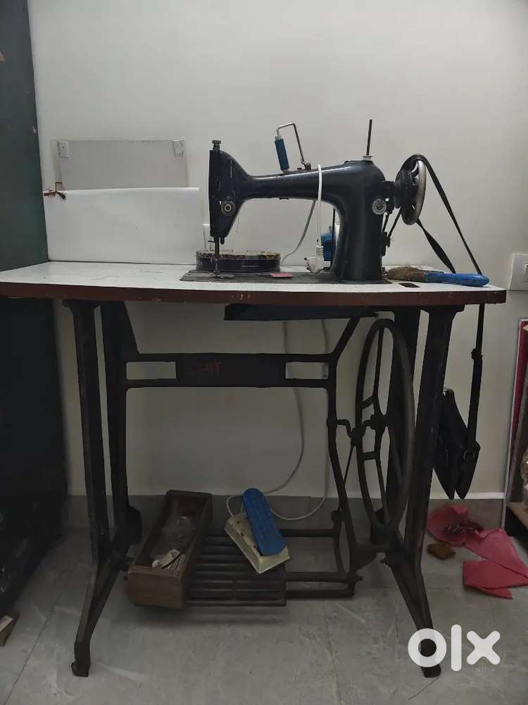 Tailoring machine