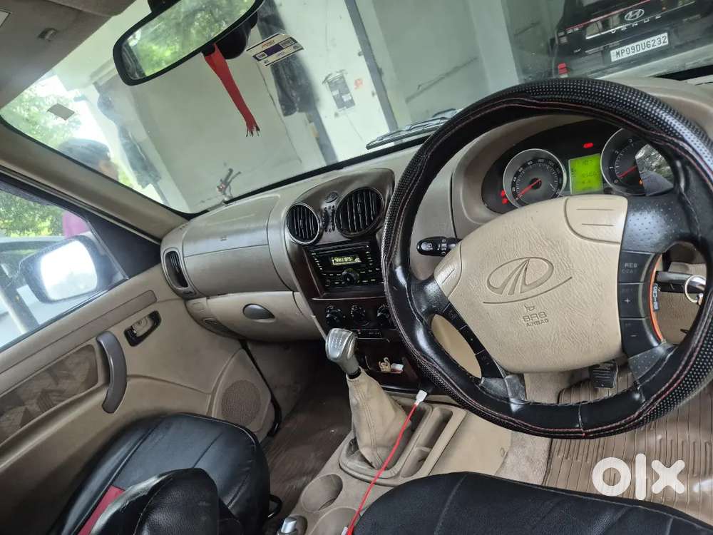 Mahindra Scorpio Vlx 2013