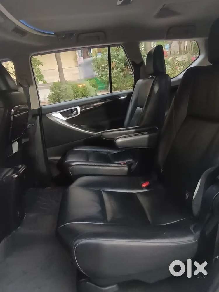 Toyota Innova Crysta 2017 Diesel  Manual