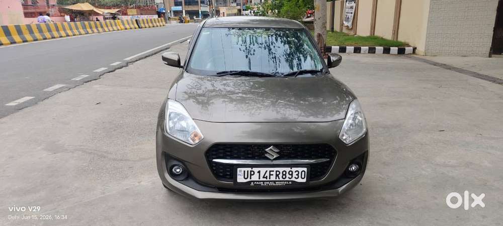 Maruti Suzuki Swift Vxi + Manual, 2023, Petrol