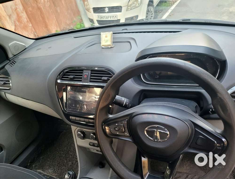 Tata Tiago 1.2 Revotron Xm Cng, 2023, Petrol
