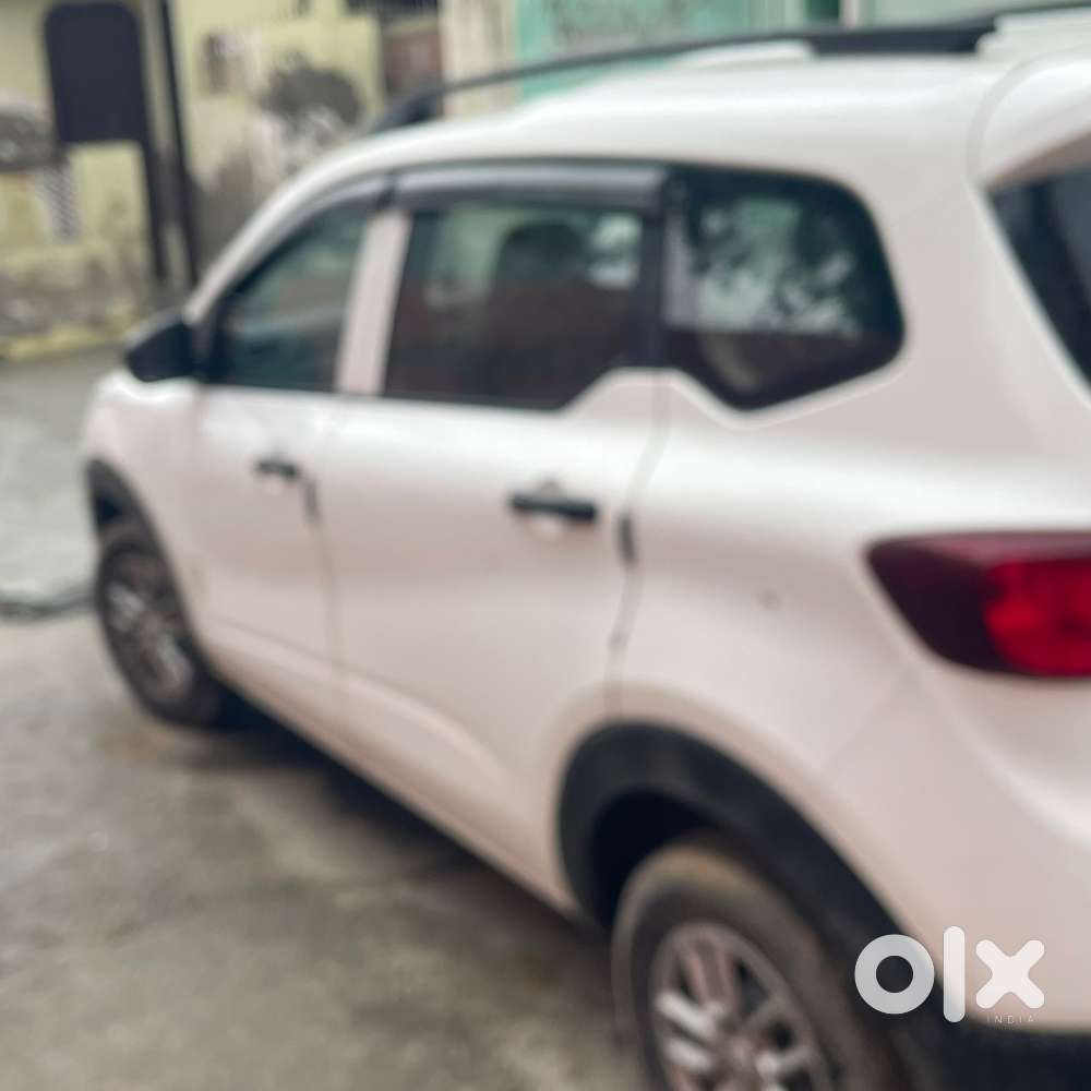 Ekdam Fresh Gadi Hai.new Battery Nd Tyre Renault Triber  2024 Model