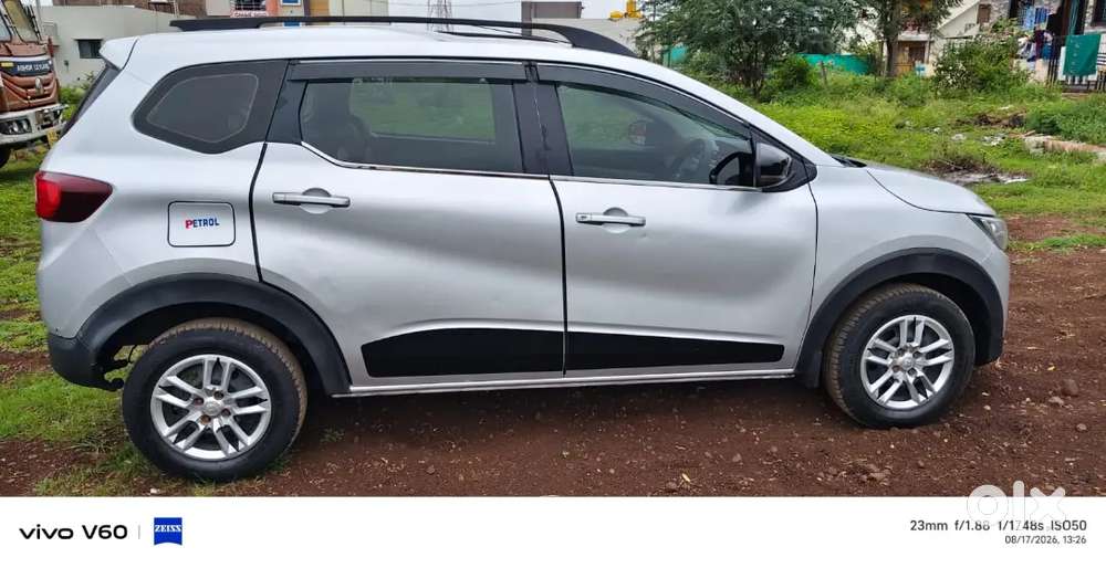 Renault Triber 1.0 Rxt 2022 Model