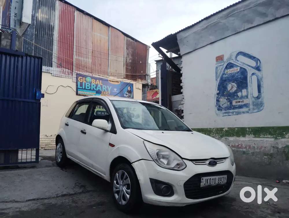 Ford Figo Petrol Lxi 2013 Model Documents Complete Accident Guarantee