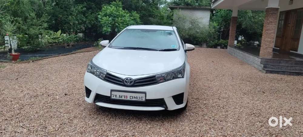 Toyota Corolla Altis 2014 Diesel 85000 Km Driven