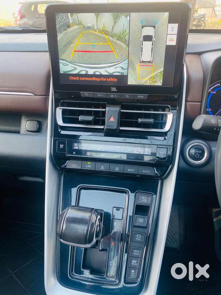 Toyota Innova Hycross 2.0 Zx Hybrid 7 Str, 2024, Petrol