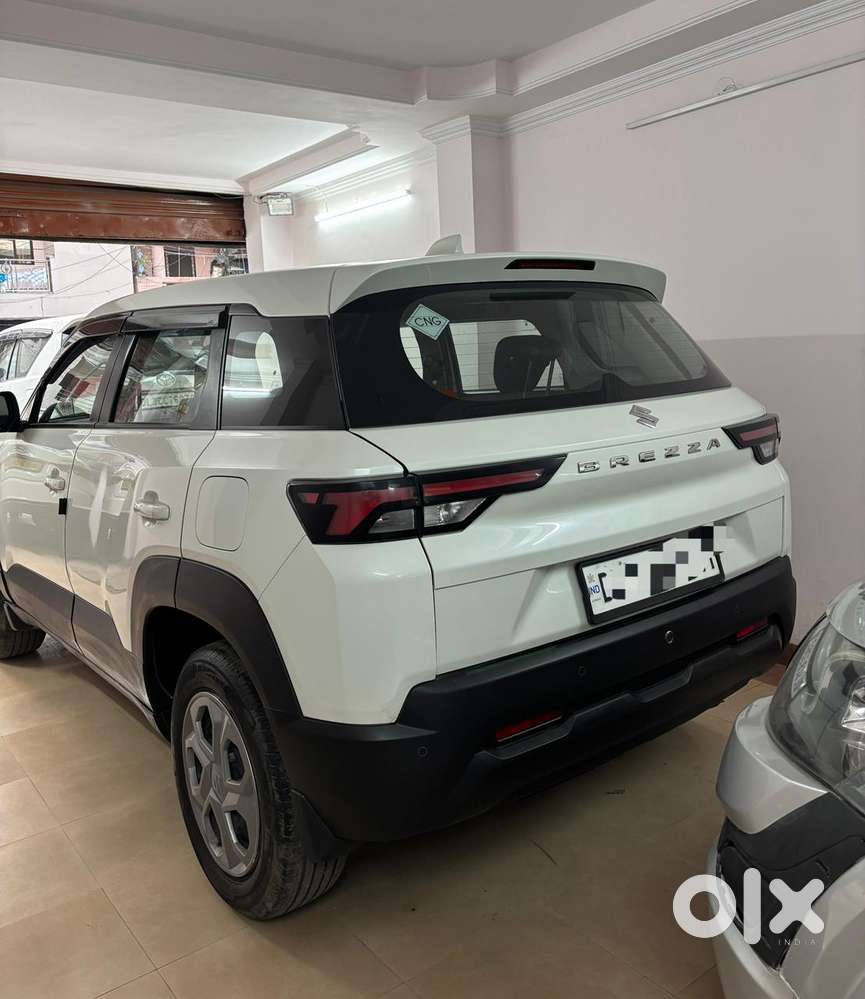 Maruti Suzuki Brezza 1.5 Vxi Cng, 2024, Cng & Hybrids