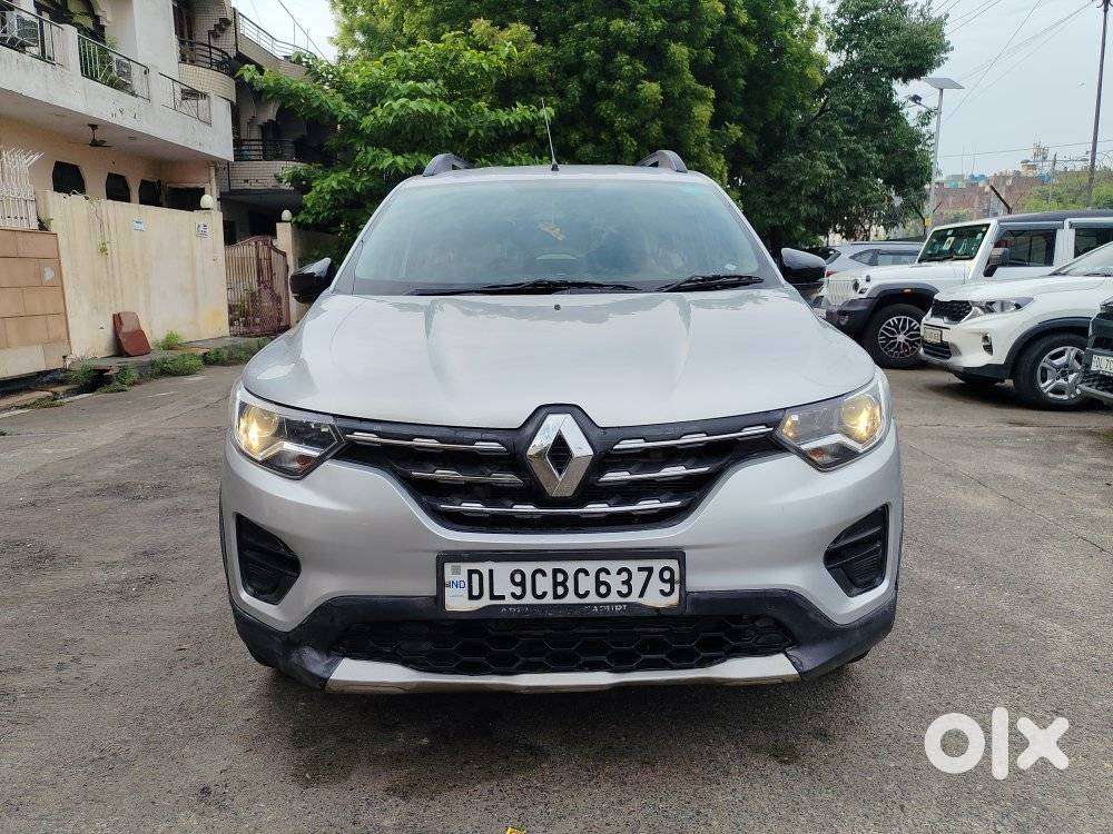 Renault Triber Rxt, 2023, Petrol