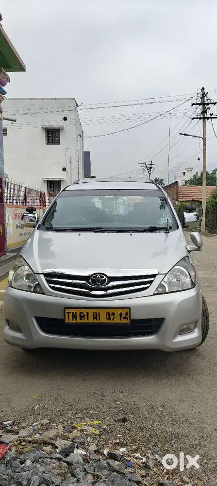 Toyota Innova Diesel 2011