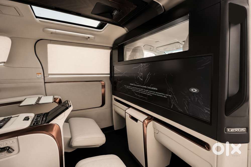 Lexus Lm 350h 4 Str Ultra Luxury, 2025, Diesel