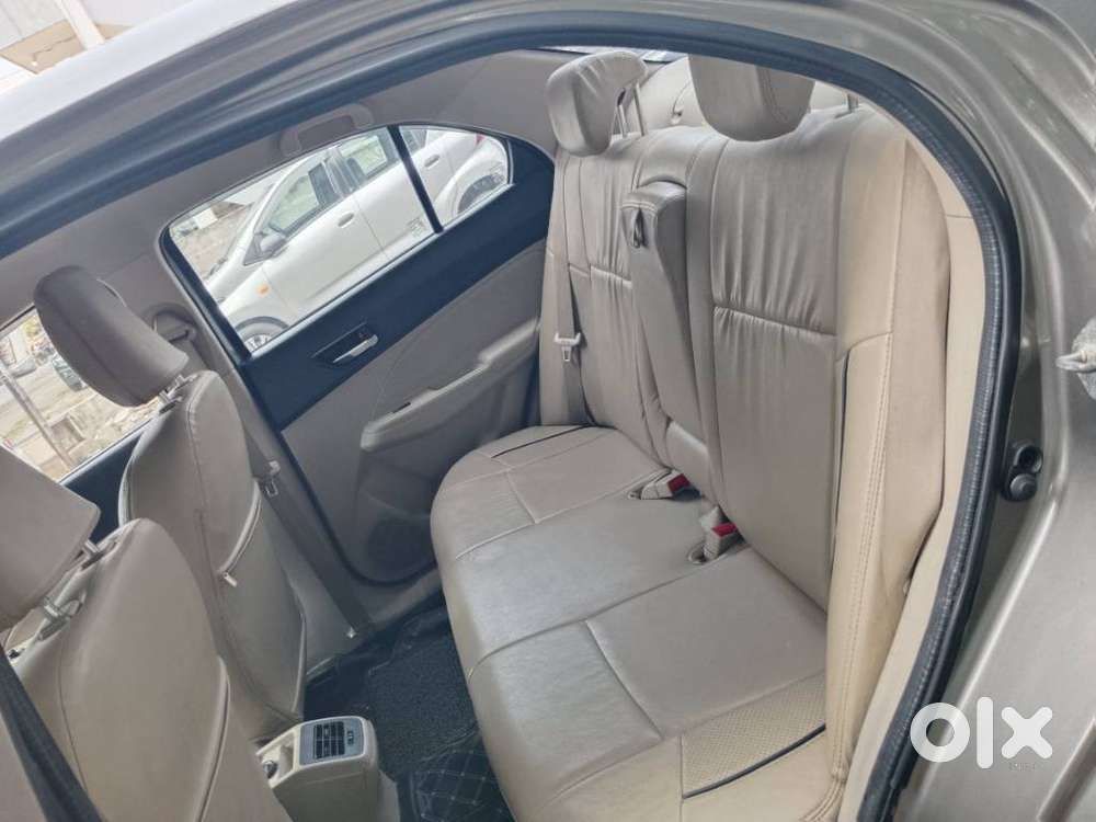 Maruti Suzuki Dzire 1.2 Zxi, 2023, Petrol