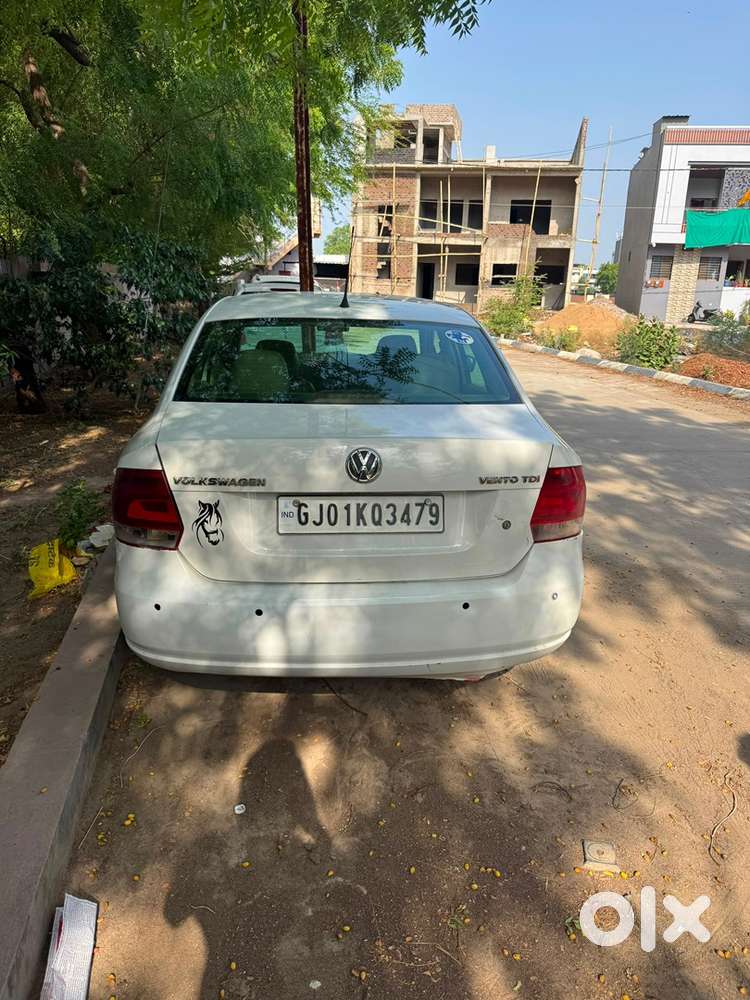 Volkswegan Vento Diesel 2013 ! 1th Owner ! 60,000 Km Excellent Condeti