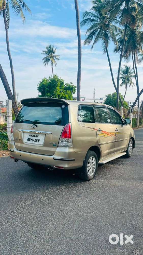 Toyota Innova 2.5 V 7 Str, 2010, Diesel