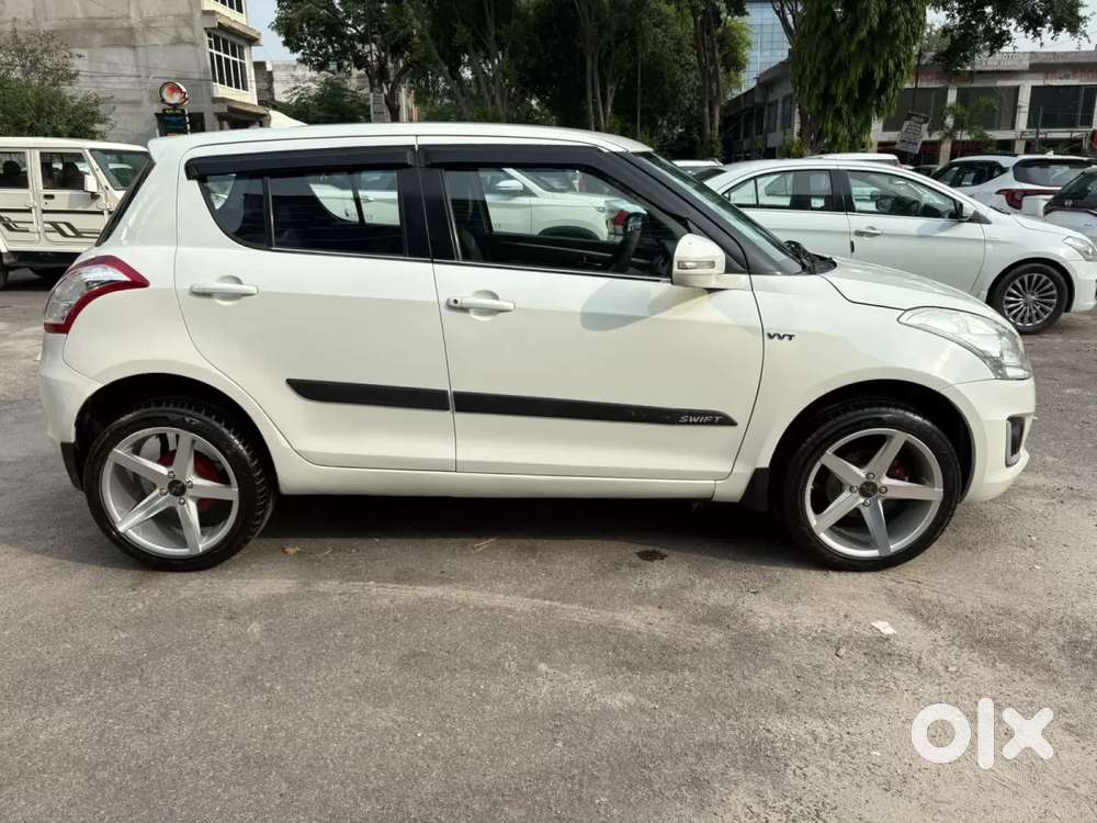 Maruti Suzuki Swift Vxi, 2016, Petrol