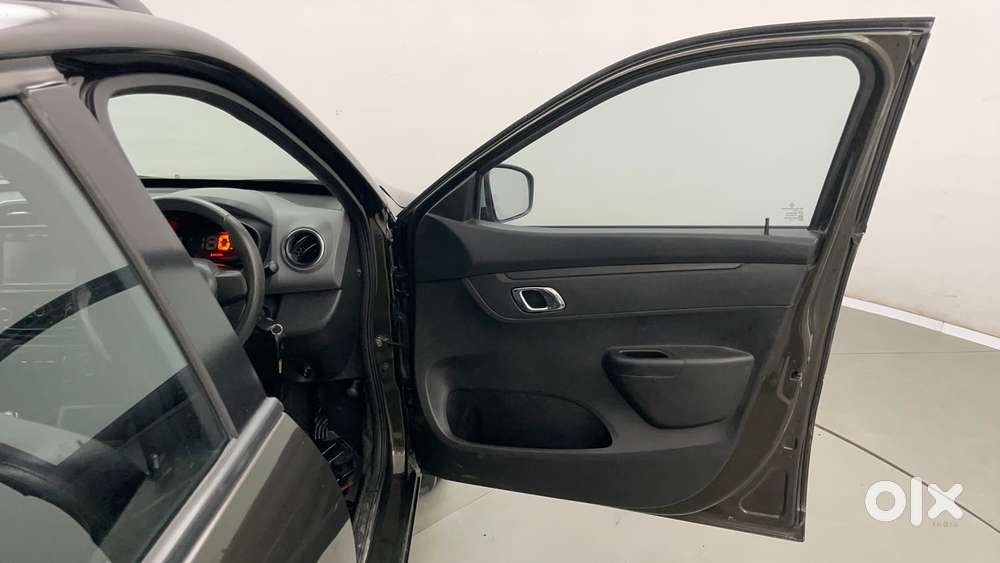 Renault Kwid 1.0 Rxt Sce Special (o), 2019, Petrol