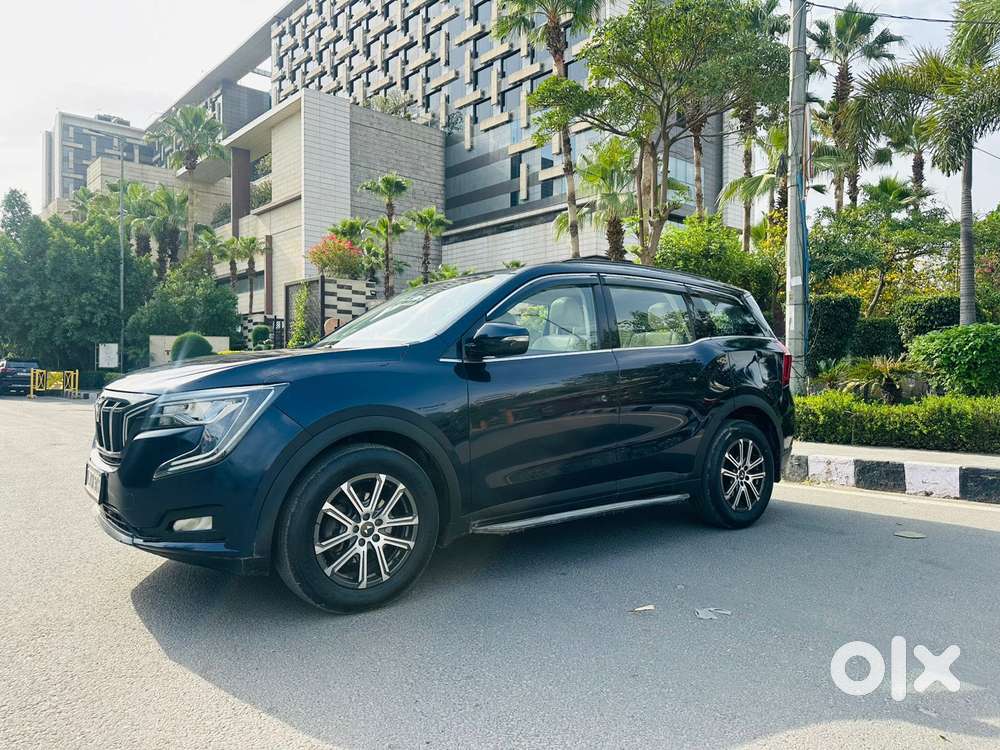 Mahindra Xuv700 2.0 Ax 7 Petrol At Str, 2022, Petrol