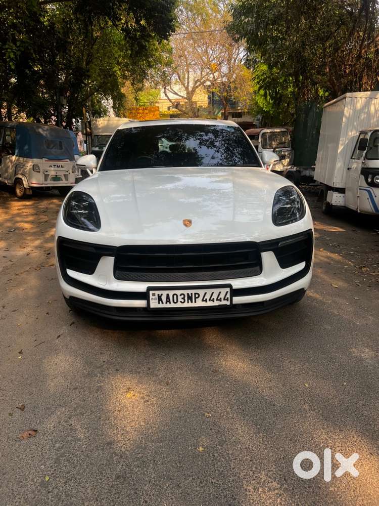 Porsche Macan Facelifted