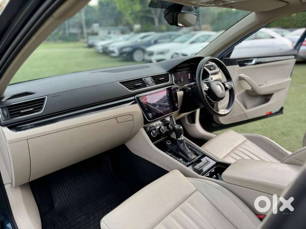 Skoda Superb Laurin And Klement 1.8, 2022, Petrol
