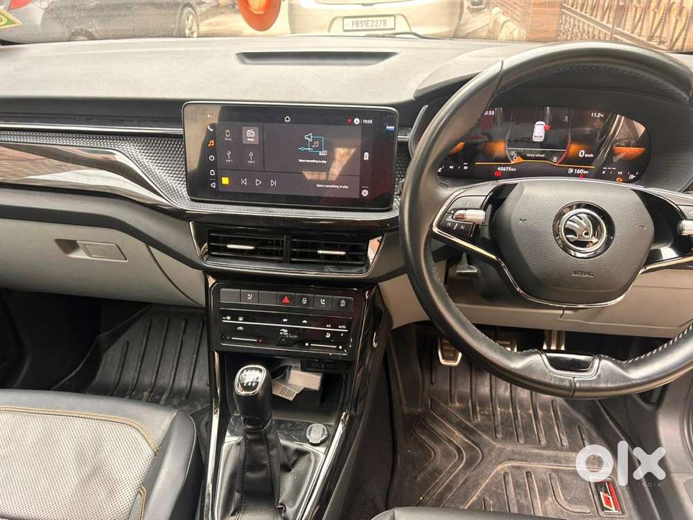 Skoda Kushaq 1.5 Tsi Manual
