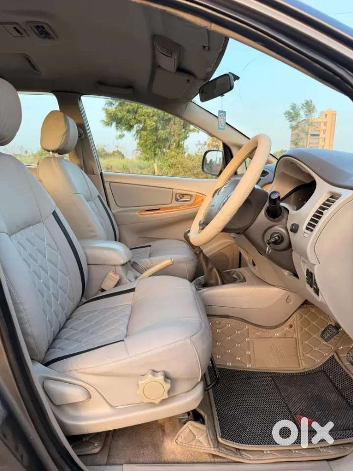Toyota Innova 2.5 Vx 8 Str Bsiv, 2010, Diesel