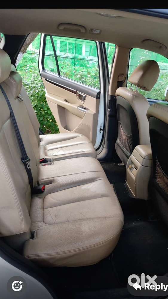 Hyundai Santa Fe 2012 Diesel 220000 Km Driven