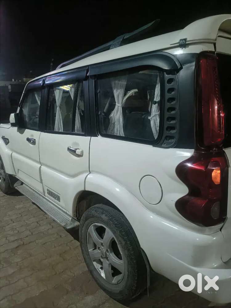 Mahindra Scorpio 2016 Diesel 72000 Km Driven