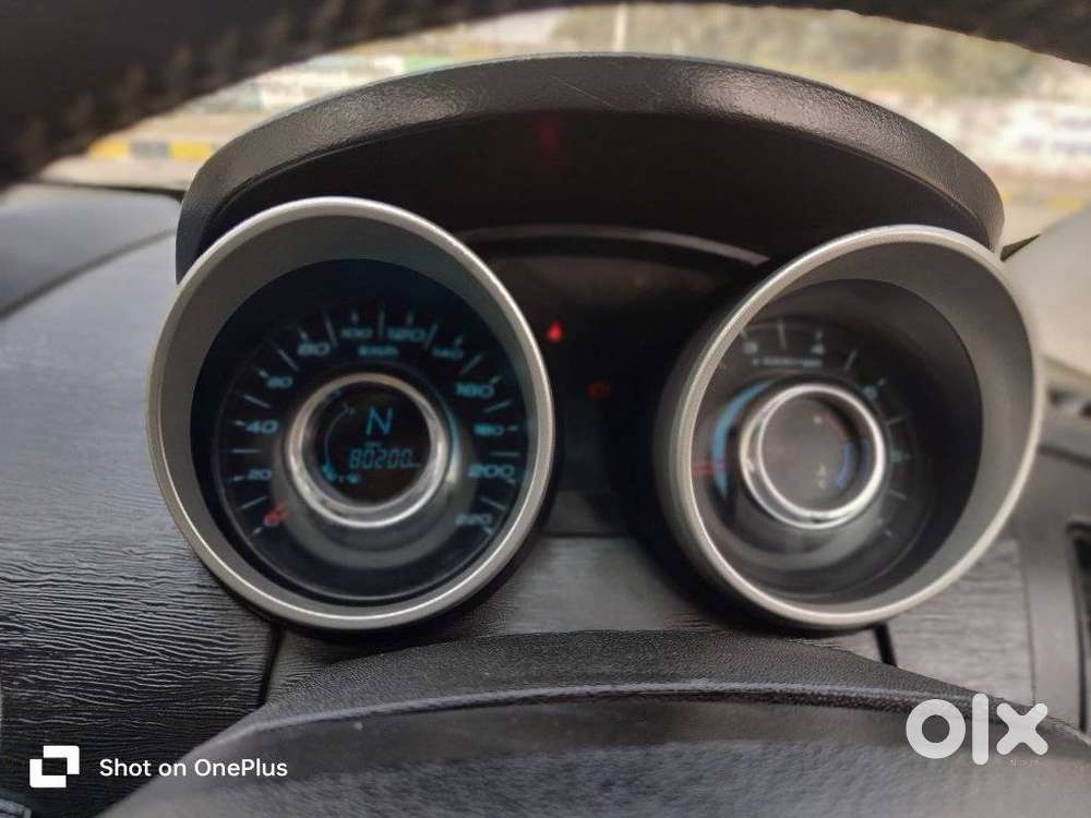 Mahindra Xuv500 At W10 Fwd, 2016, Diesel