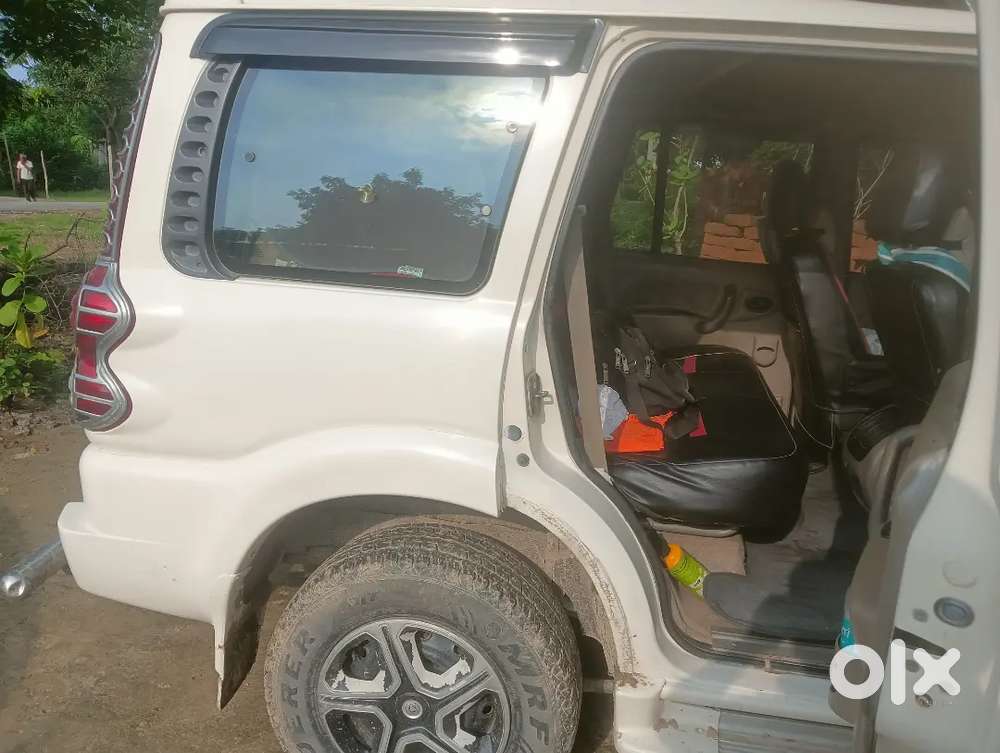 Mahindra Scorpio Classic 2010 Diesel Manual