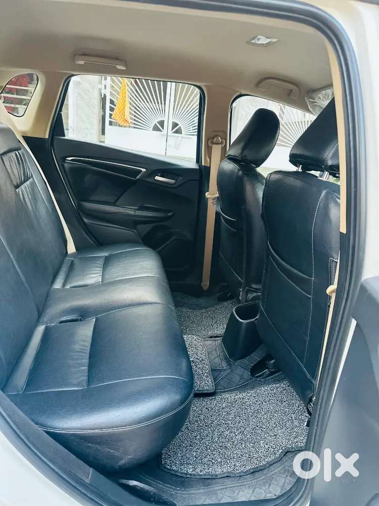 Honda Jazz Automatic Less Driven 2015 Model Lady Doctor Driven