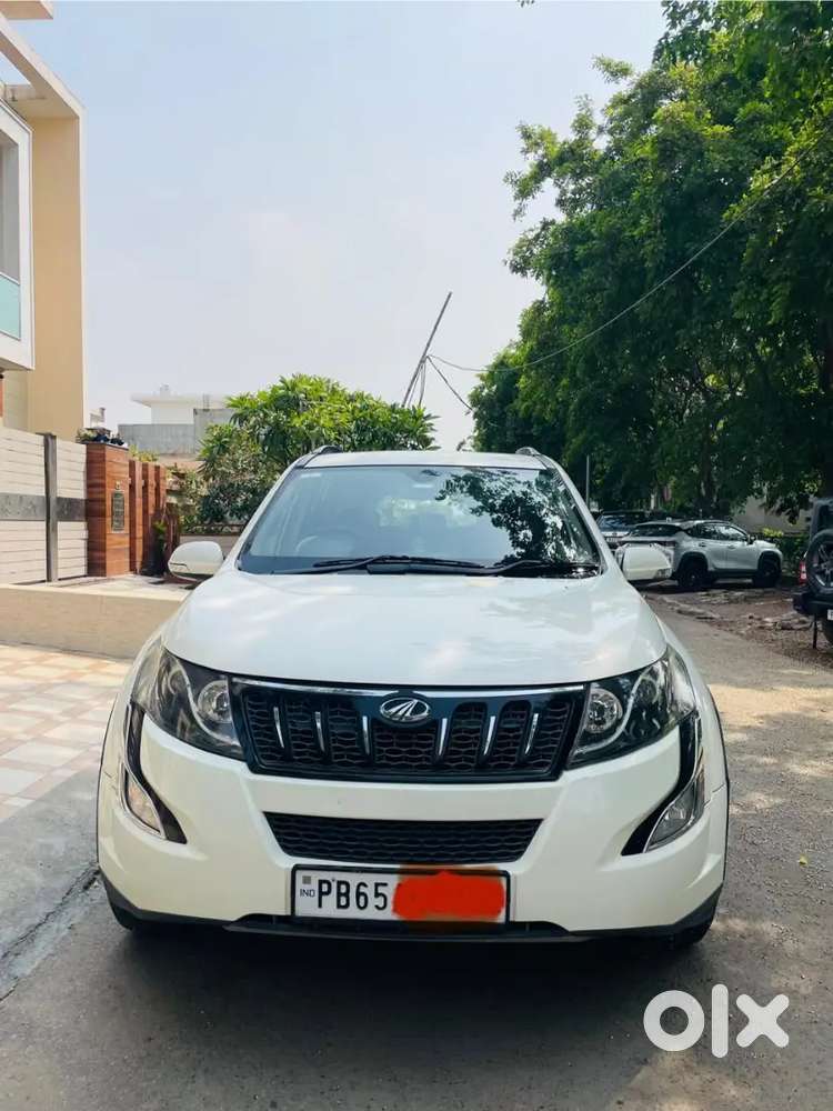 Mahindra Xuv500 2015 Diesel Well Maintained.