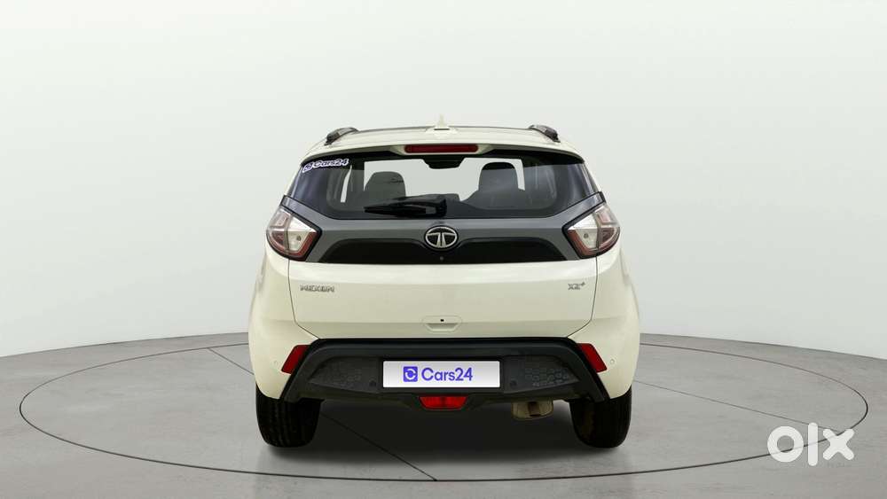 Tata Nexon 1.2 Revotron Xz Plus, 2017, Petrol